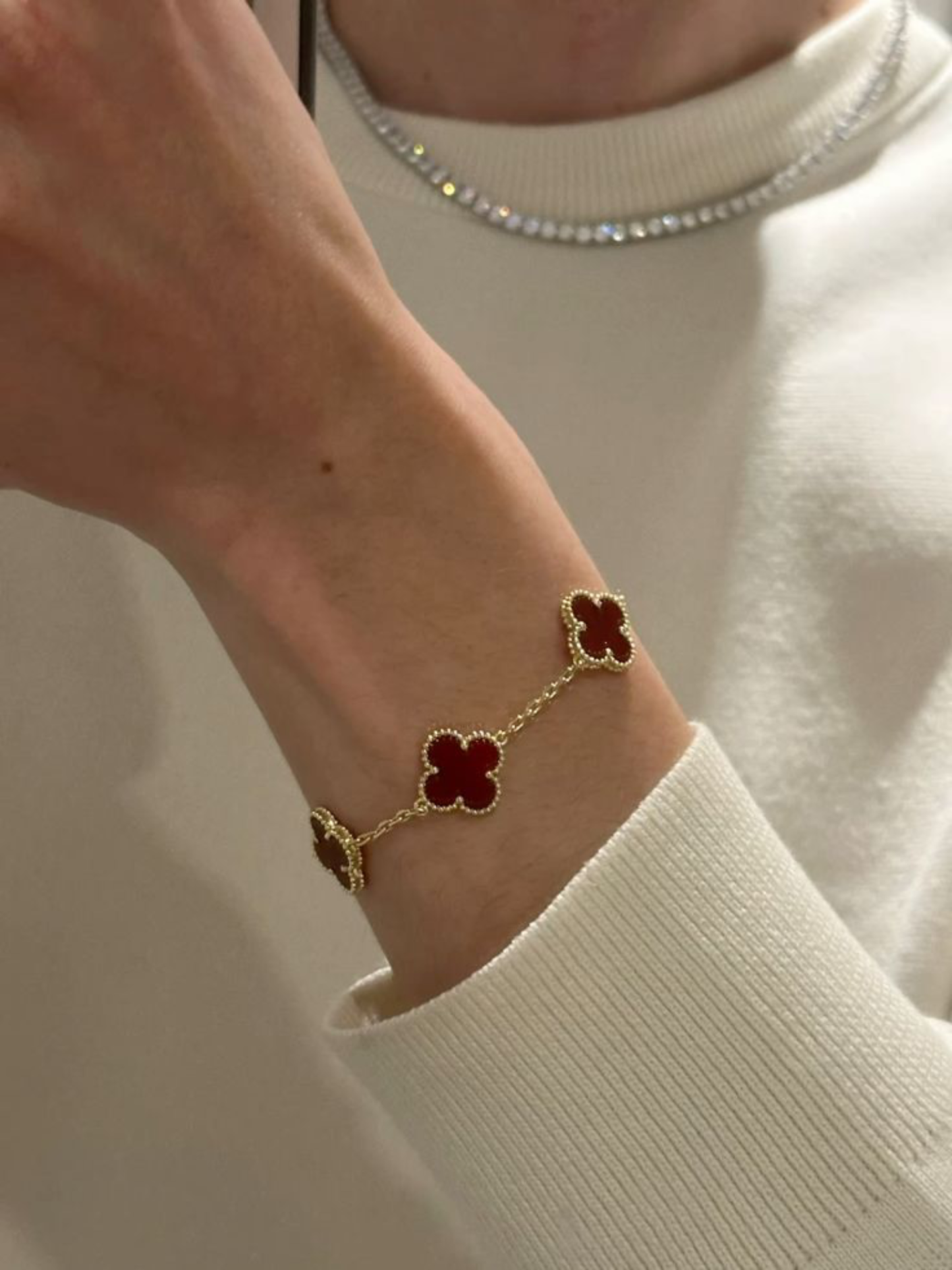 Velia Sorenna Bracelet – Burgundy