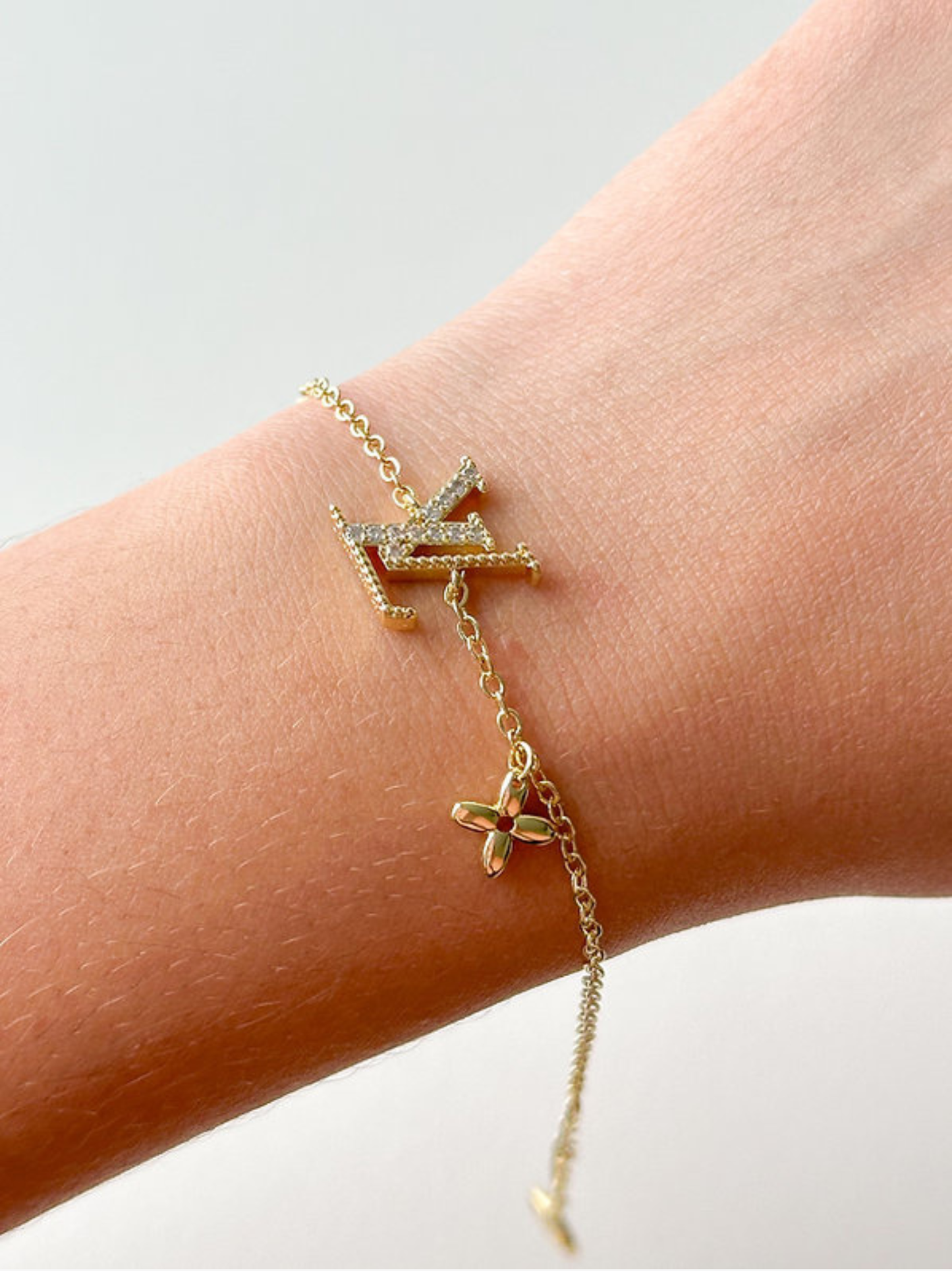 Velia Luisenne Bracelet – Gold