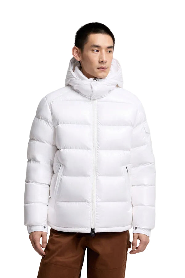 Velia Monc Maya Puffer