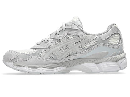 Velia Gel Runner Sneaker V2