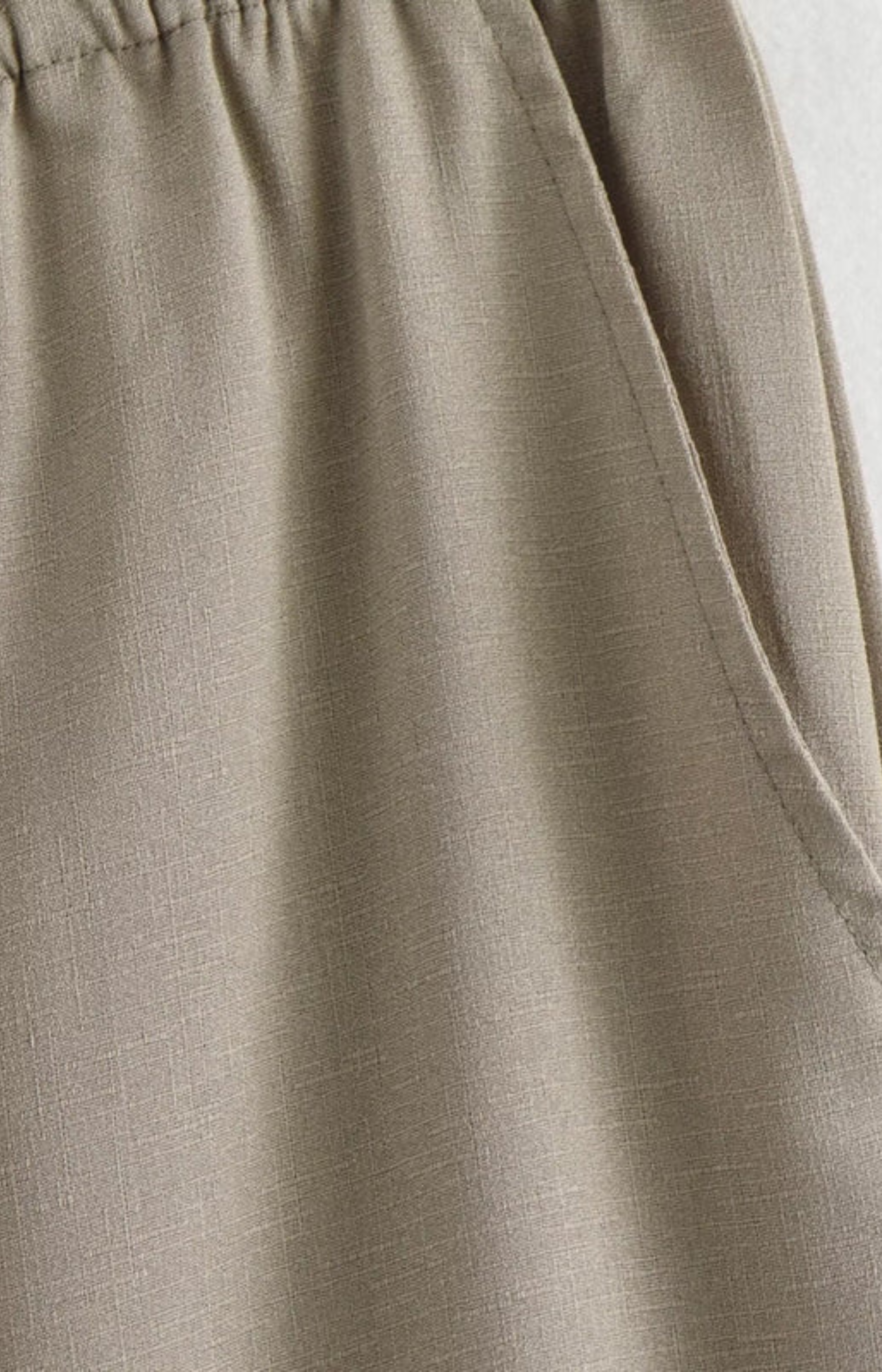 Velia Kimelle Two-Piece Set – Beige