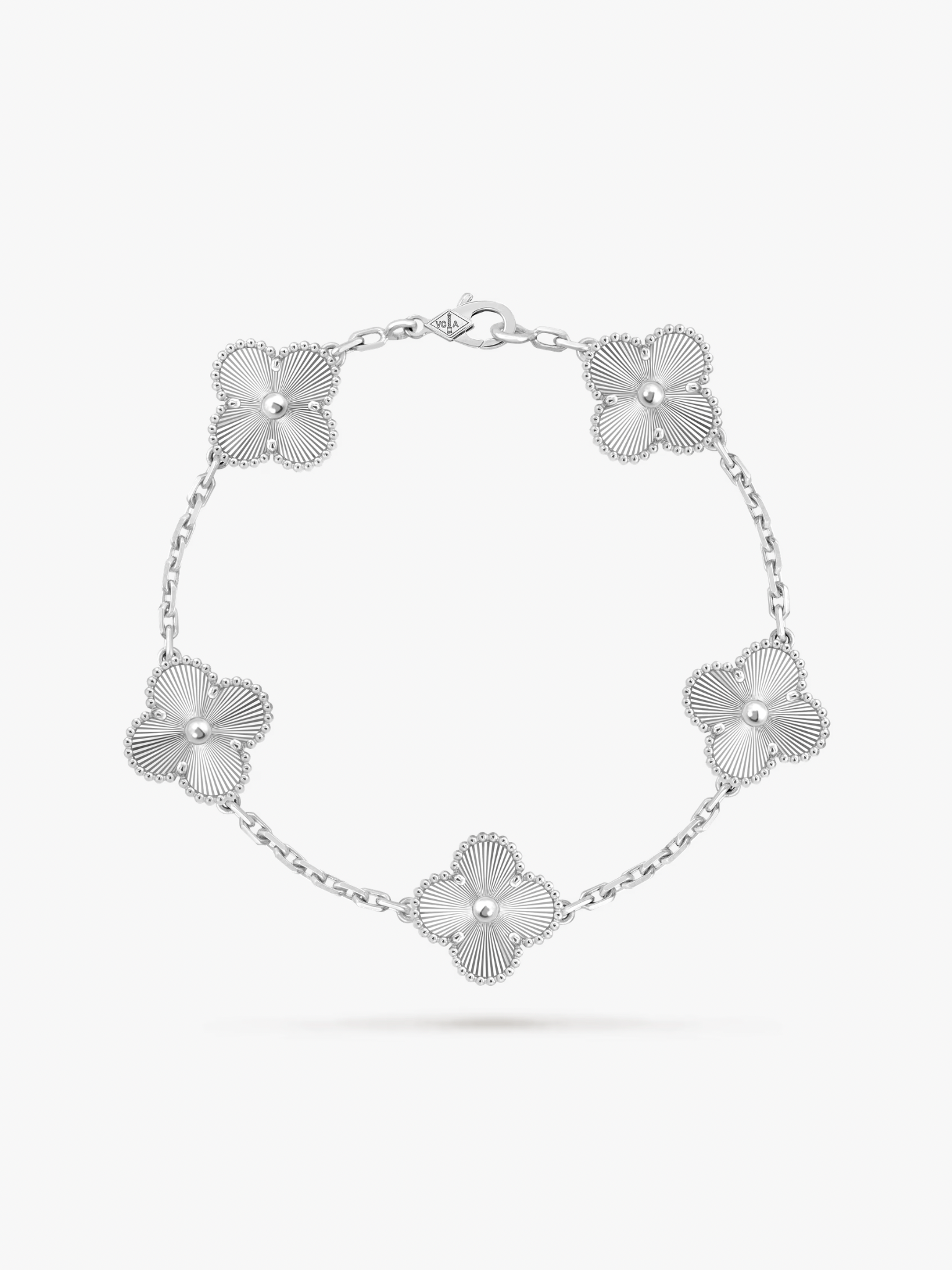 Velia Sorenna Bracelet – Pearl White