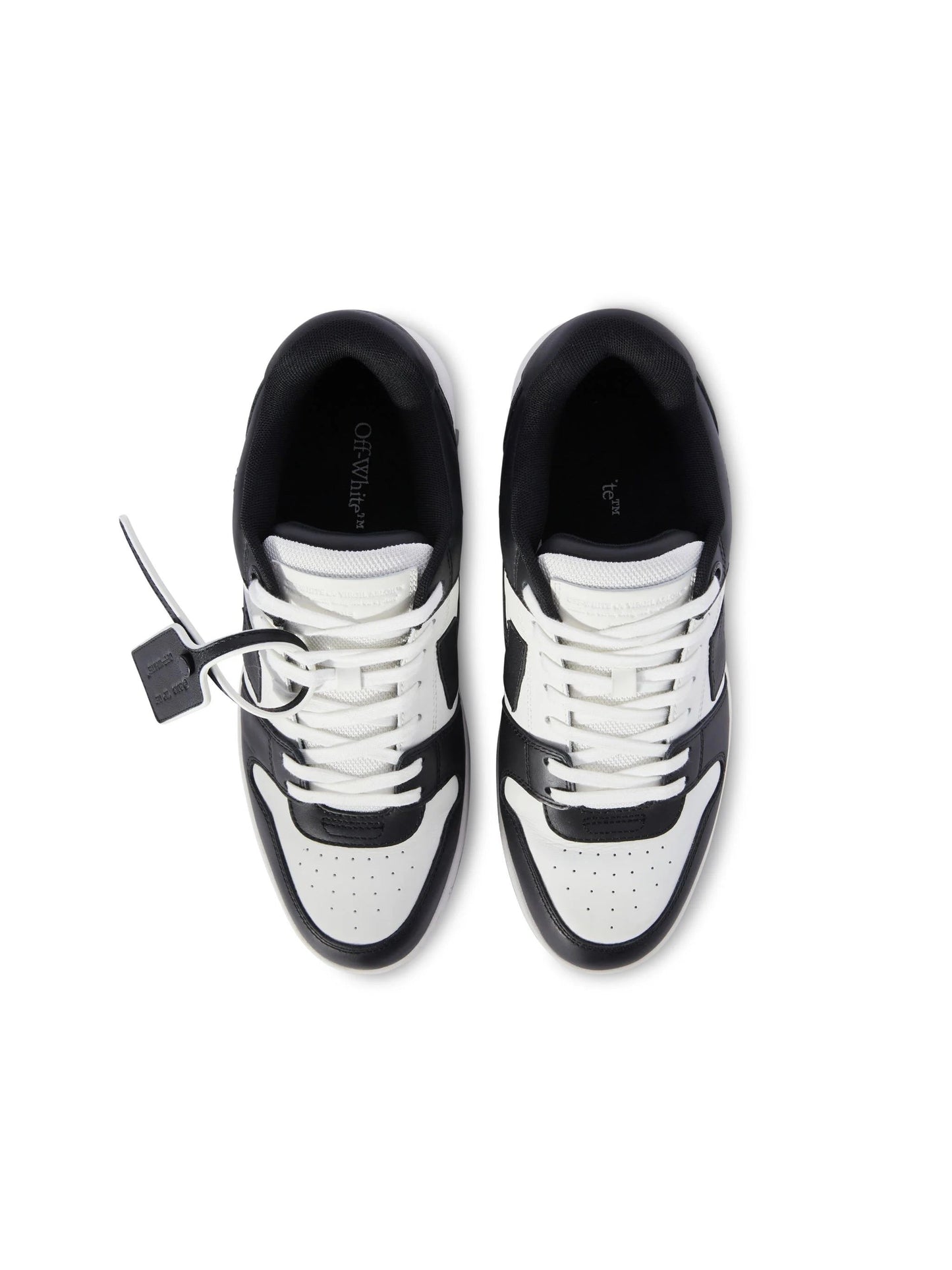 Velia Off Sneaker Black/White