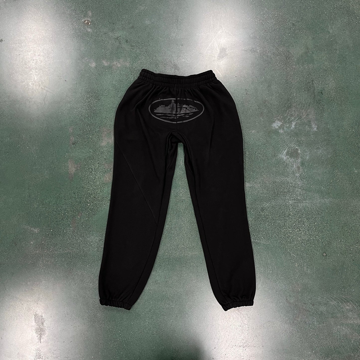 Velia Alcatraz Tracksuit Black on Black