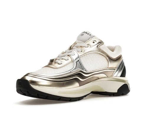 Velia CC Runner Sneaker