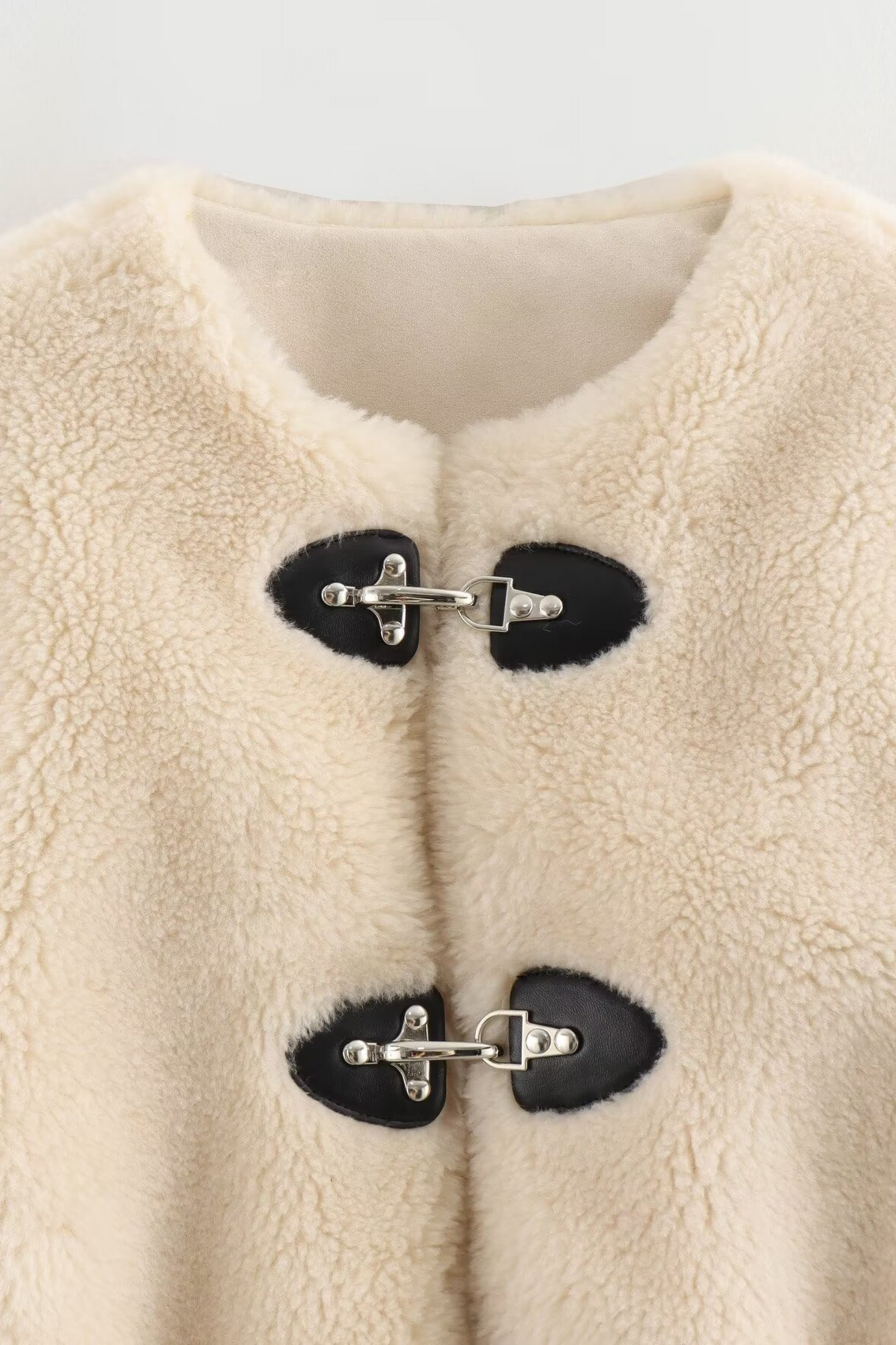 Velia Blunessa Teddy Jacket