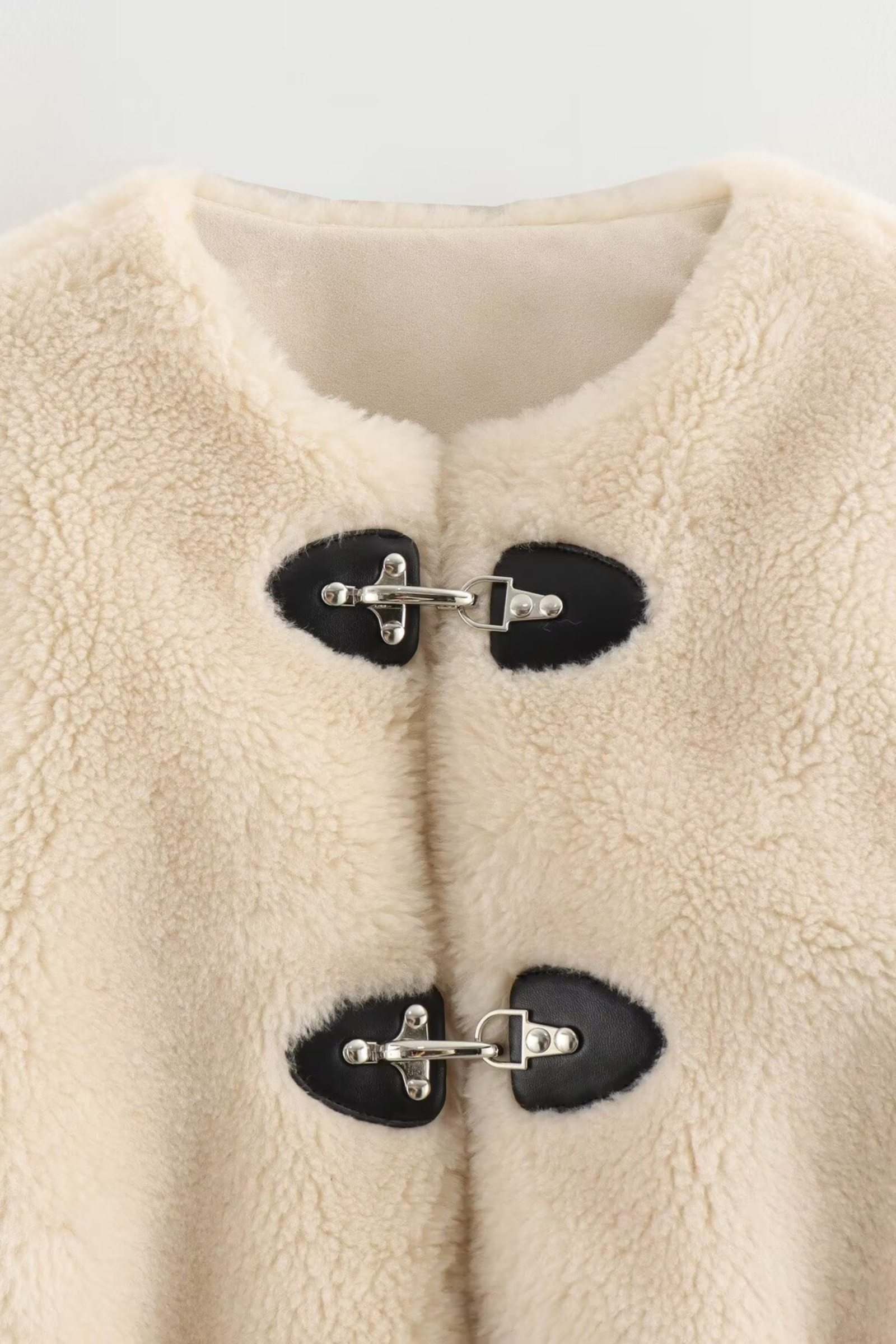 Velia Blunessa Teddy Jacket