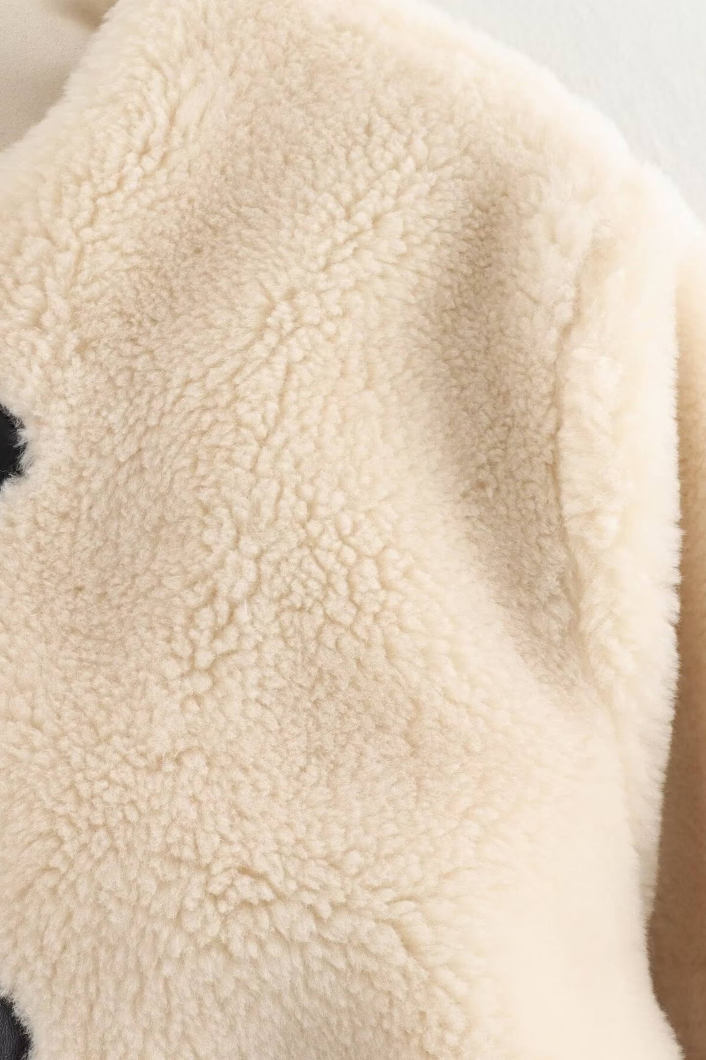 Velia Blunessa Teddy Jacket