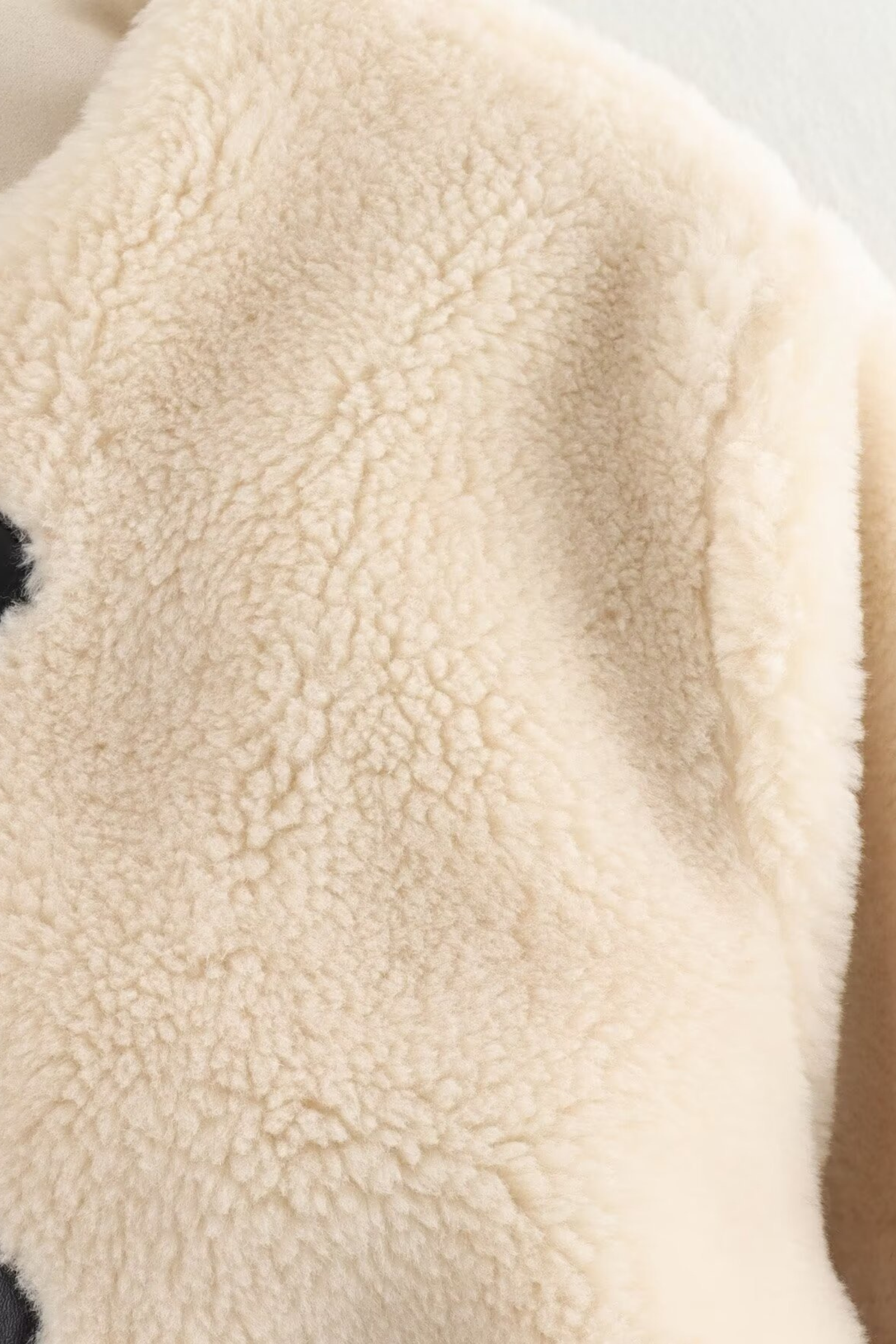 Velia Blunessa Teddy Jacket
