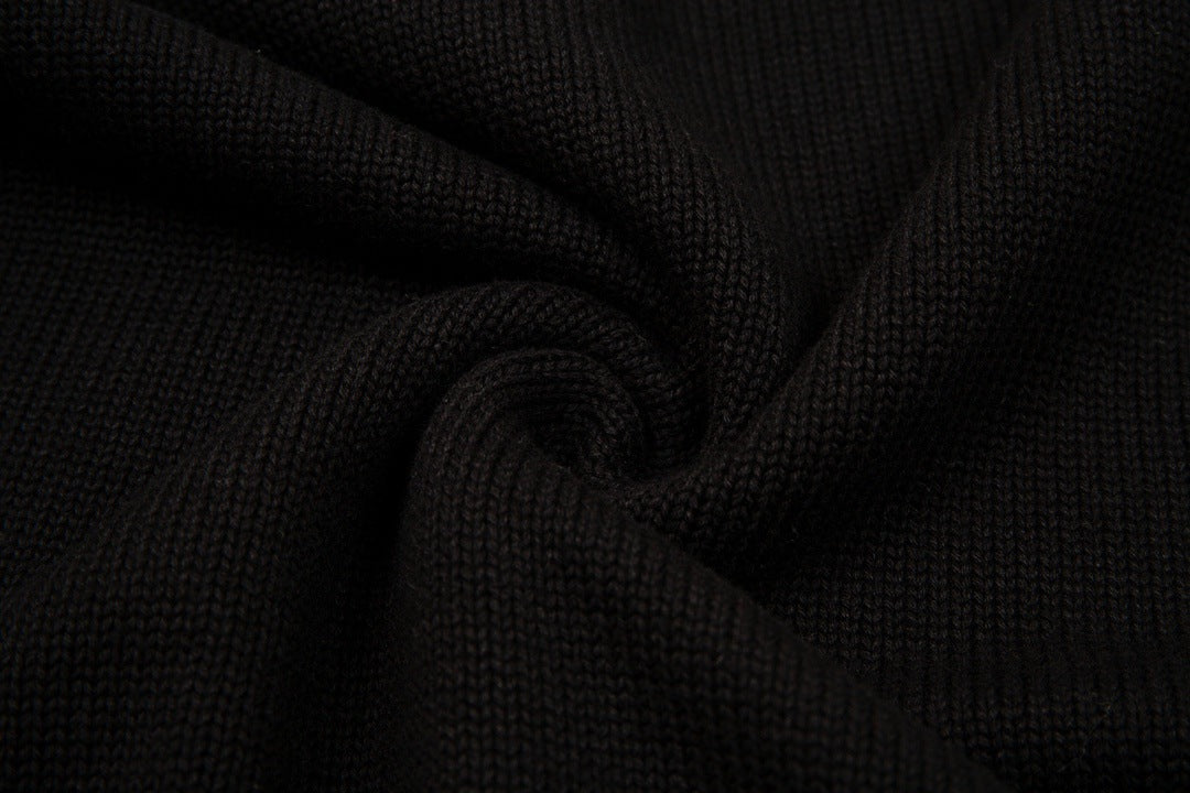 Velia Heart Sweater Black