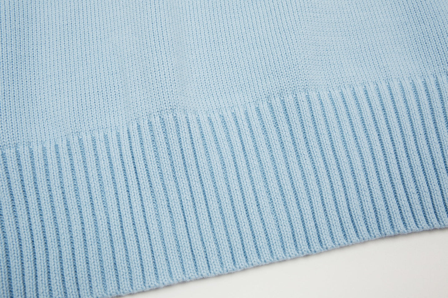 Velia Heart Sweater Babyblue