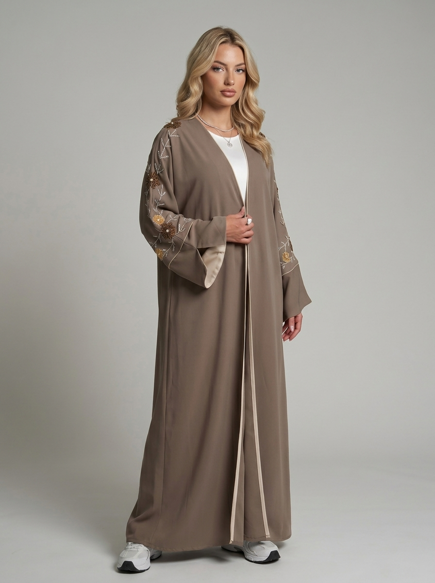 Bestickter Kimono mit Blumenmuster