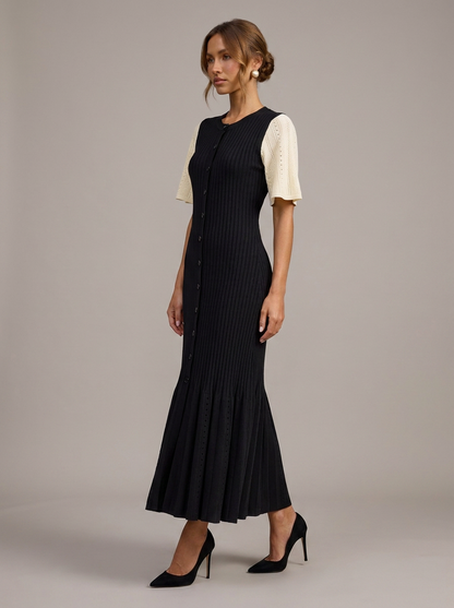 Velia Lunetta Knit Dress in Black - side view