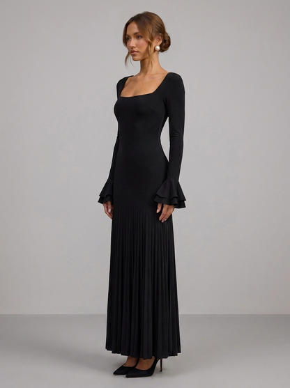 Velia Lusanna Maxi Dress in Black - side view