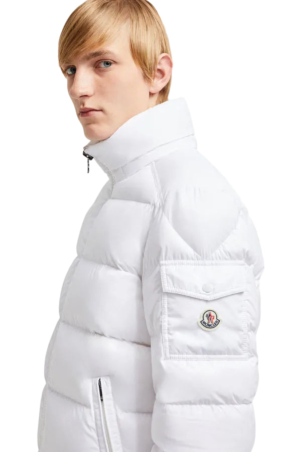 Velia Monc Maya Puffer